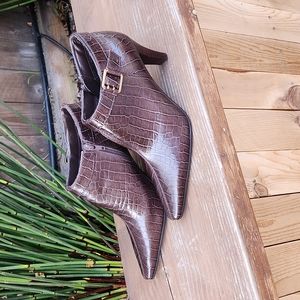 Bandolino Point Toe Ankle Boots